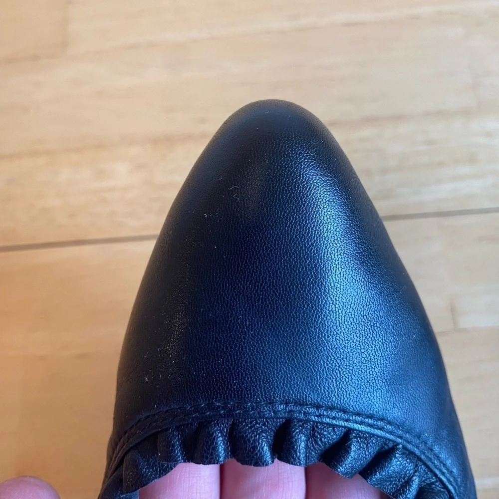 Kate Spade Nicole Black Ruffle Trim Ballet Flats 7.5